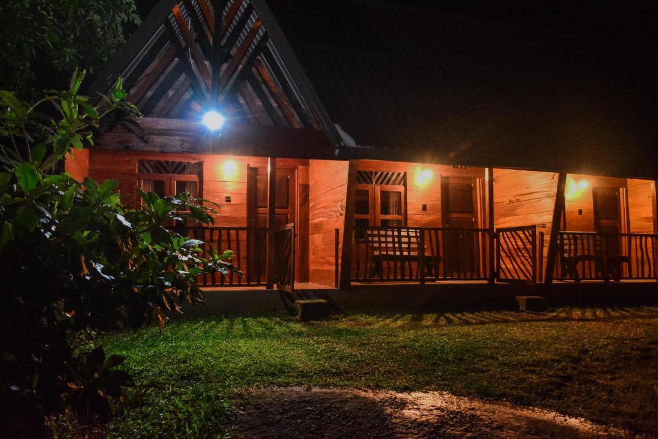Cinnamon Village Sinharaja 代尼耶耶 外观 照片